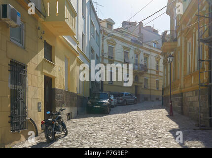 Belgrad, Serbien - Mai 03, 2018: Morgen Blick auf Zadarska Straße mit schönen alten Häusern. Stockfoto