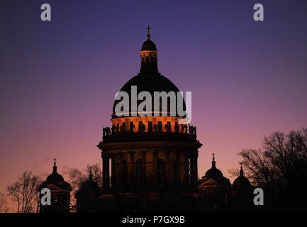 Russland. Sankt Petersburg. Isaakskathedrale. Russisches orthodoxes. Architektur Auguste de Montferrand. Klassizistischen Stil. 1818-1858. Stockfoto