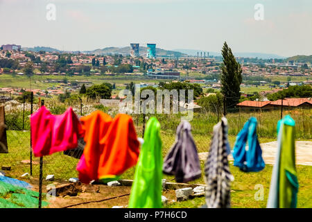 Johannesburg, Südafrika, November 16, 2012, Nachbarschaft Ansicht von suburban Soweto Stockfoto