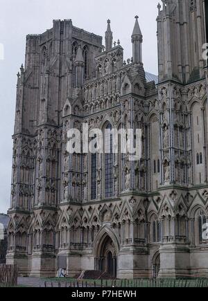 Exterieur - FACHADA ESTE 1209/50 - GOTICO INGLES. Lage: Catedral, Wells, ENGLAND. Stockfoto