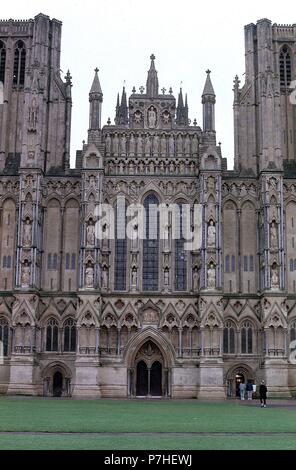 Exterieur - FACHADA ESTE 1209/50 - GOTICO INGLES. Lage: Catedral, Wells, ENGLAND. Stockfoto