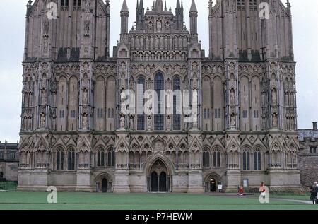 Exterieur - FACHADA ESTE 1209/50 - GOTICO INGLES. Lage: Catedral, Wells, ENGLAND. Stockfoto