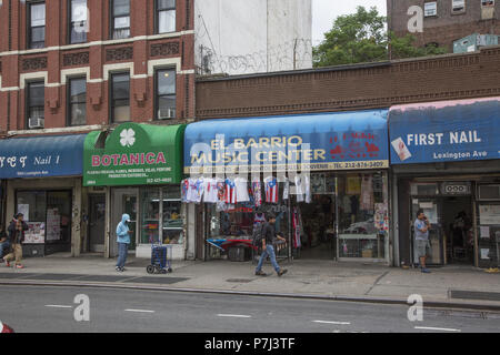 Nachbarschaft von East Harlem auch als Spanish Harlem entlang der Lexington Avenue in New York City bekannt. Stockfoto