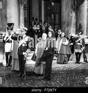 Vatikan die Royals von Thailand, Bhumibol Adulyadej und Sirikit Kitigakara, auf einem Besuch bei Papst Johannes XXIII. am 1. Oktober 1960 Stockfoto