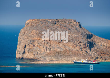 Blick auf den Traumstrand Balos, hinter Gramvoussa Insel, Balos Strand, Sandstrand, der Halbinsel Gramvousa, Kreta, Griechenland, Europa Stockfoto