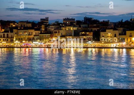 Harbourside, Nachtaufnahme, Venezianische, Hafen, Altstadt, Chania, Kreta, Griechenland, Europa Stockfoto