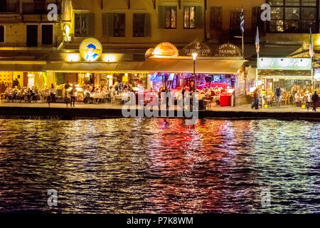 Harbourside, Nachtaufnahme, Venezianische, Hafen, Altstadt, Chania, Kreta, Griechenland, Europa Stockfoto