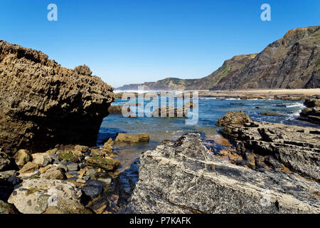 Praia da Cordoama und Praia do Castelejo am Atlantischen Ozean in der Nähe von Vila do Bispo Stockfoto