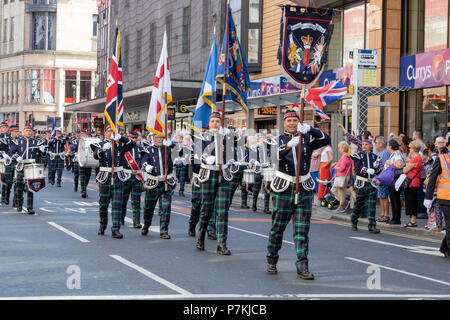 Die Orange Walk, Boyne Parade macht den Weg hinunter Jamaica Street im Stadtzentrum von Glasgow am 7. Juli 2018 Stockfoto