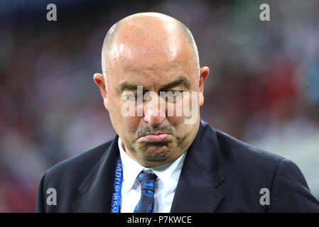 Sochi, Russland. 07 Juli, 2018. Wm-Viertelfinale zwischen Russland und Kroatien am Fisht Stadion. Die russische Manager Stanislav Cherchesov. Credit: Christian Charisius/dpa/Alamy leben Nachrichten Stockfoto