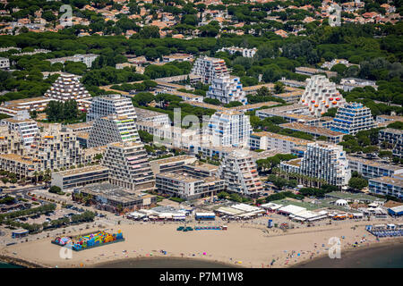 Pyramidenförmigen Gebäude von La Grande-Motte, Departement Gard, Occitanie Region, Frankreich Stockfoto