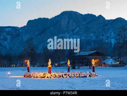 Österreich, Oberösterreich, Salzkammergut, Mondsee, Adventskranz, Drachenwand, Stockfoto