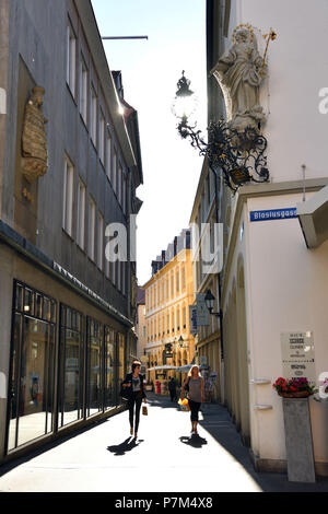 Deutschland, Bayern, Oberfranken Region, Würzburg, Schmalzmarkt Stockfoto