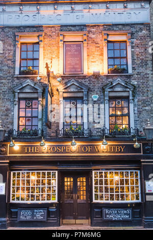 England, London, Wapping, die Aussicht von Whitby Pub Stockfoto