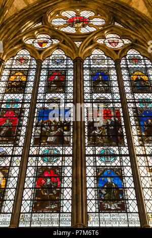 England, London, Westminter, Westminster Abbey, den Kapitelsaal, Buntglasfenster Stockfoto