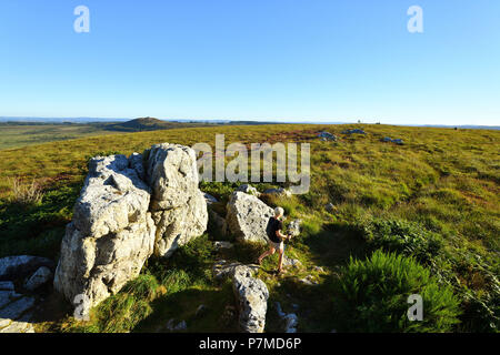 Frankreich, Finistere, Parc Naturel Regional d'Armorique (Armorica Regionalen Naturpark), Saint Rivoal, Monts d'Arrée, Wandern auf den Mont Saint Michel de Brasparts Stockfoto