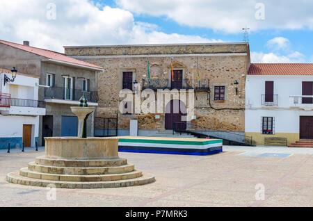 Spanien Square in Esparragosa de Lares, Badajoz, Spanien. Stockfoto