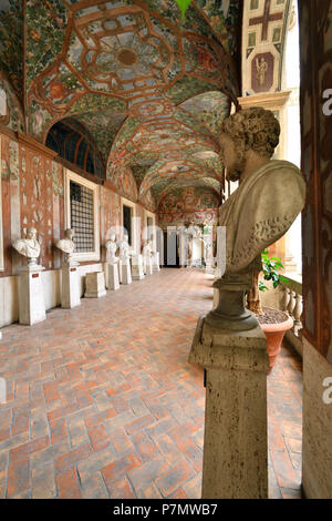 Italien, Latium, Rom, historischen Zentrum als Weltkulturerbe von der UNESCO, die Piazza Navona, Palazzo Altemps (das Römische Nationalmuseum), Kaiser Loggia Stockfoto