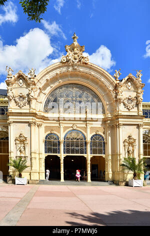 Tschechische Republik, Westböhmen, Marianske Lazne (Marienbad), thermische Stadt, die lazenska Kolonnade (Lazenska kolonada) Stockfoto