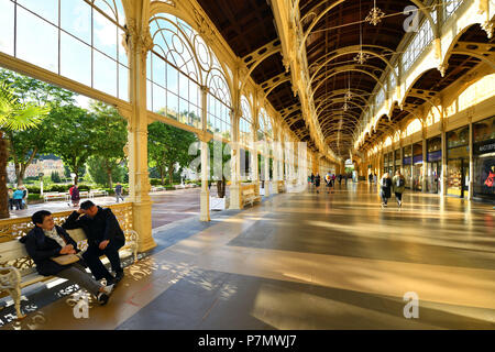 Tschechische Republik, Westböhmen, Marianske Lazne (Marienbad), thermische Stadt, die lazenska Kolonnade (Lazenska kolonada) Stockfoto
