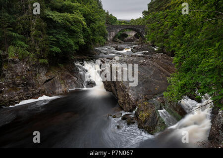 Fluss Moriston fällt, Invermoriston, Schottland, Europa Stockfoto