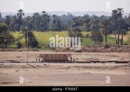 El Kab (Nejab en egipcio), es una localidad que fue La Capital del III nomo del Alto Egipto a partir de la dinastía XVIII, durante el Imperio Nuevo. Stockfoto