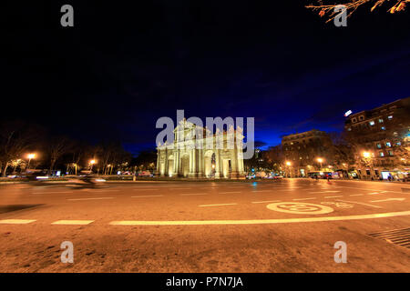 Puerta de Alcala Tor und der Calle de Alcala, Madrid, Spanien Stockfoto