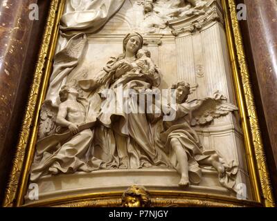 CATEDRAL DE SANTA MARIA Y SAN JULIAN O Catedral de Nuestra Señora de Gracia. Interieur, Capilla Mayor. CUENCA, ESPAÑA. Stockfoto