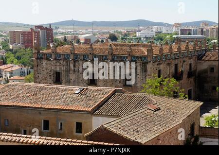 MUSEO DE CACERES. PALACIO DE LAS VELETAS Y CASA DE LOS CABALLOS CACERES, EXTREMADURA. Stockfoto