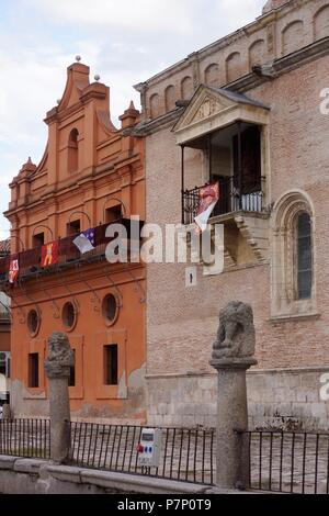 COLEGIATA DE SAN ANTOLIN. VISTAS EXTERIORES. MEDINA DEL CAMPO, Valladolid, CASTILLA Y LEON, SPANIEN. Stockfoto