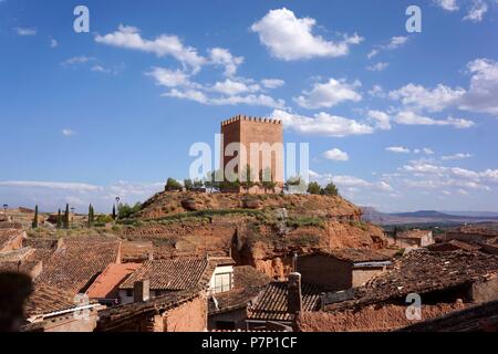 CASTILLO Y TORRE DEL REY VILLARROYA, Zaragoza, ARAGON, ESPAÑA. Stockfoto