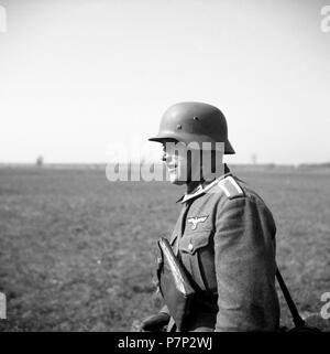 Ca. 1939,1941, Ausbildung Wehrmacht, Originale Bildunterschrift: Offenburg, Gottstein, Deutschland Stockfoto