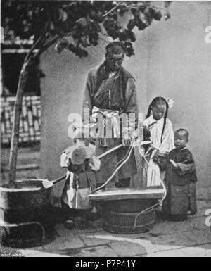 Englisch: Foto aus durch China mit einer Kamera. Vor 1898 90 chinesische PEDLAR Stockfoto