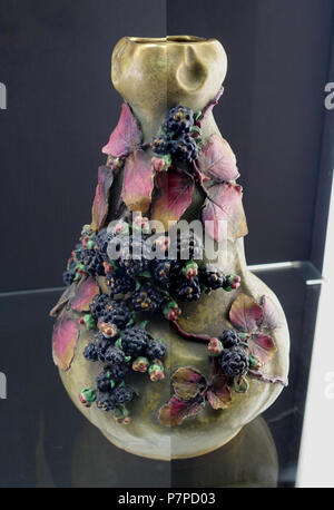 384 Vase (Foto), Amphora-Werke, Turn-Teplitz (Böhmen), C. 1900, Fayencen - sogenannten Bröhan-Sammlung Museum, Berlin - DSC04010 Stockfoto