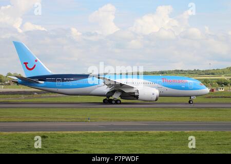 G-TUIB "Alfie", eine Boeing 787-8 Dreamliner von Thomson Airways, am Internationalen Flughafen Prestwick, Ayrshire. Stockfoto