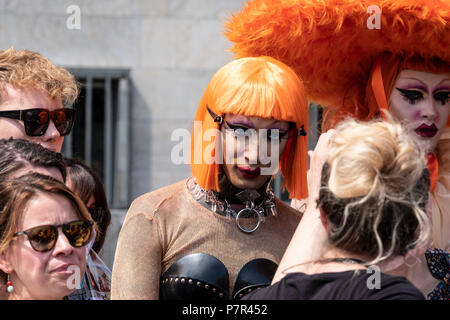 Berlin, Deutschland. 05. Juli 2018. Fashion Street in Berlin Fashion Week Credit: Beata Siewicz/Pacific Press/Alamy leben Nachrichten Stockfoto
