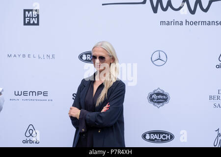 Berlin, Deutschland. 05. Juli 2018. Fashion Street in Berlin Fashion Week Credit: Beata Siewicz/Pacific Press/Alamy leben Nachrichten Stockfoto