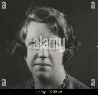 Englisch: Jane Haining (6. Juni 1897 - 16. August 1944) war eine Kirche von Schottland Missionar. Sie arbeitete in Budapest, wo sie von den Nazis 1944 verhaftet wurde. Dies sind die Bilder und ihren Willen, dass sie mit der Kirche von Schottland 1942 Links. 1942 219 Jane Haining Portrait Stockfoto