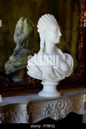 Englisch: Vizcaya Museum und Gärten - Miami, Florida, USA. 13 März 2017, 11:35:19 57 Büste, Rezeption Zimmer - Vizcaya Museum und Gärten - Miami, Florida - DSC 08319 Stockfoto