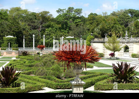 Englisch: Vizcaya Museum und Gärten - Miami, Florida, USA. 13 März 2017, 12:50:41 160 formale Gärten - Vizcaya Museum und Gärten - Miami, Florida - DSC 08726 Stockfoto