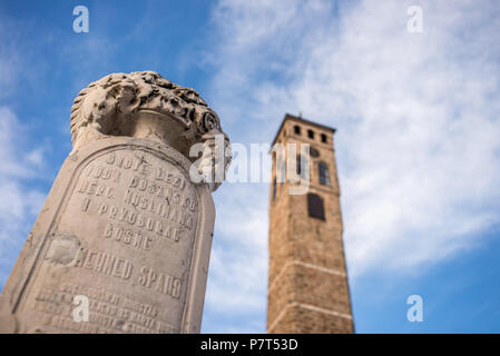 Innenhof der Gazi-husrev-Moschee in Sarajewo, Bosnien und Herzegowina beg Stockfoto