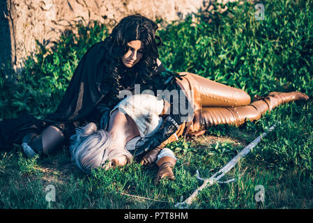 Fantasy cosplay schöne Tote Mädchen und ihr Freund Stockfoto