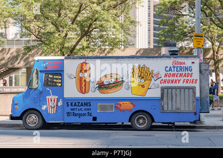 Mobile essen Lkw auf einem Downtown Toronto Ontario Straße geparkt. Stockfoto