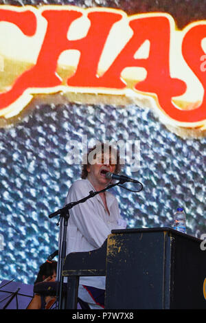 London, Großbritannien. 08 Juli, 2018. Charles Nicholas' Chas' Hodges von Chas und Dave live auf der 2018 Britische Sommerzeit Festival im Hyde Park in London. Foto Datum: Sonntag, 8. Juli 2018. Foto: Roger Garfield/Alamy Credit: Roger Garfield/Alamy leben Nachrichten Stockfoto