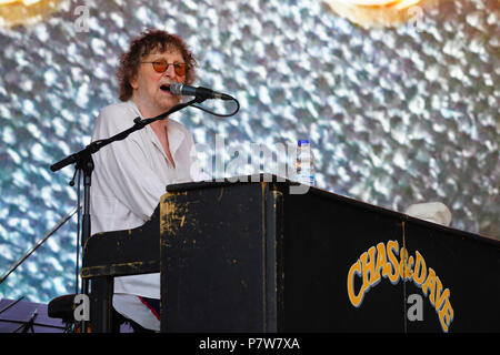 London, Großbritannien. 08 Juli, 2018. Charles Nicholas' Chas' Hodges von Chas und Dave live auf der 2018 Britische Sommerzeit Festival im Hyde Park in London. Foto Datum: Sonntag, 8. Juli 2018. Foto: Roger Garfield/Alamy Credit: Roger Garfield/Alamy leben Nachrichten Stockfoto