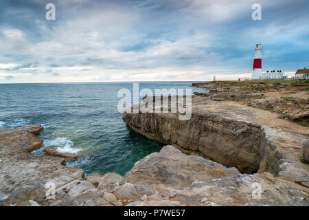 Portland Bill und es ist Leuchtturm auf der Isle of Portland in der Nähe von Weymouth an der Küste von Dorset Stockfoto