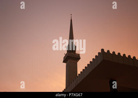 Nationale Moschee von Malaysia bei Sonnenuntergang Stockfoto