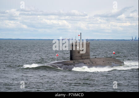 Mirage Hobby Modellbausatz – Polnisches U-Boot ORP Orzel Mit Ständer