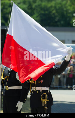 Polnische Marine Ehrengarde Einheit während der Feier des 100. Jahrestages der polnischen Marine in Gdynia, Polen. 24. Juni 2018 © wojciech Strozyk/Alamy Stockfoto