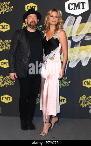 2018 CMT Music Awards Liebe aus dem Bridgestone Arena in Nashville, TN Mit: Sugarland Wo: Nashville, Tennessee, United States Wann: 06 Jun 2018 Credit: Judy Eddy/WENN.com Stockfoto